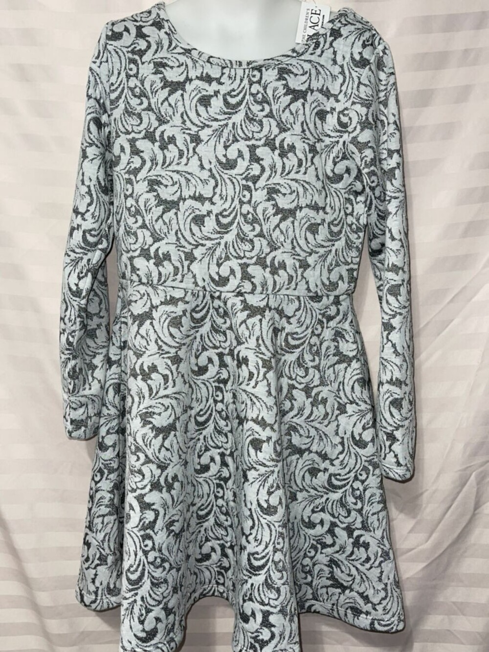 NWTS Girls THe Childrens Place Gray White Sparkel Holiday Dress sz M 7/8